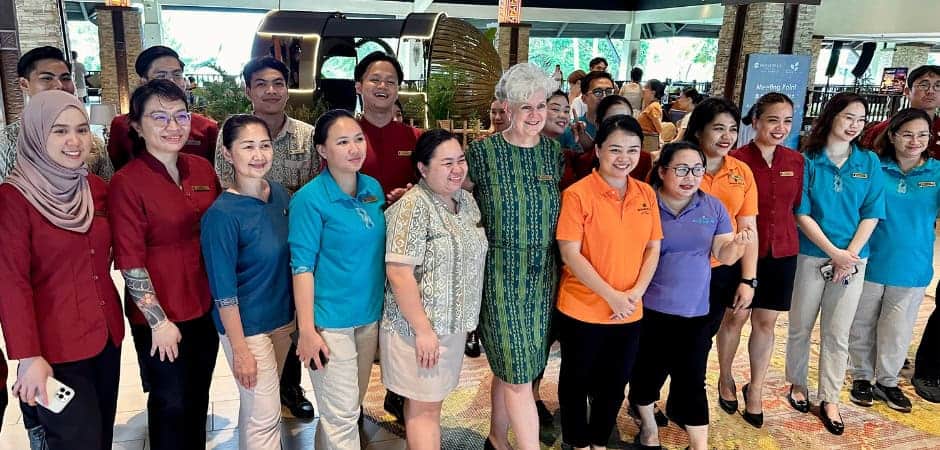 Fiona Hagan general manager of Shangri-La Rasa Ria, flanked by her team